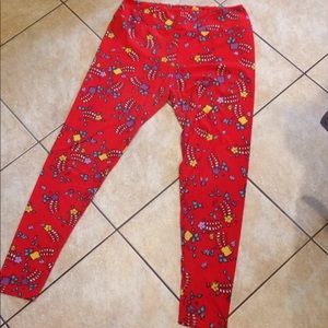 LuLaRoe TC leggings!